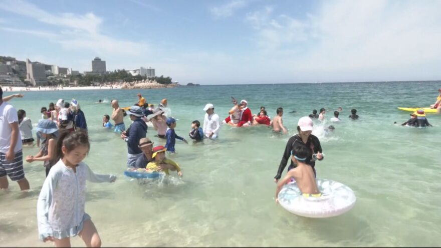 白良浜が本州で一番早く海開き