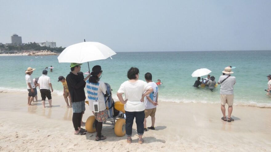 白良浜ユニバーサルビーチ